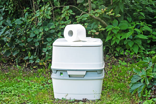 Best Porta potty rental near me  in Northbrook, IL